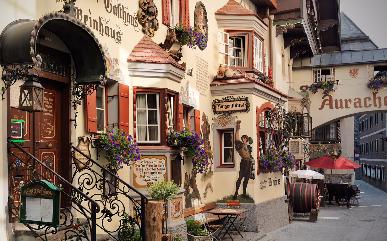 Attraction - Kufstein Old Town | Römerhofgasse ©TVB Kufsteinerland | lolin