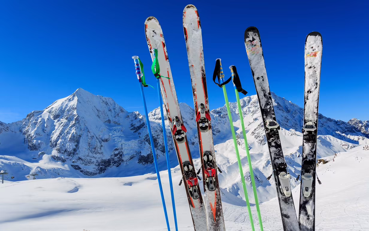 Skifahren in Tirol - DAS SIEBEN ©iStock-184811082 | wojciech gajda
