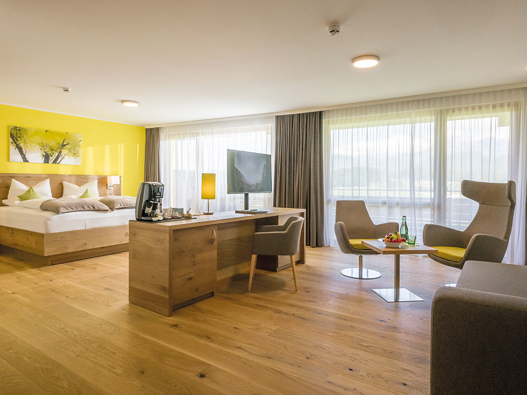 Room example - modern suite © Hannes Dabernig